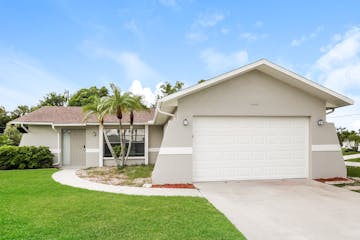 122 20th PL Cape Coral, FL 33909